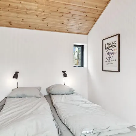 Dagino - 200m From The Sea By Interhome
